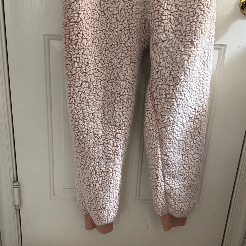 Cozy Pink Sherpa Hoodie - Picture 3 of 9